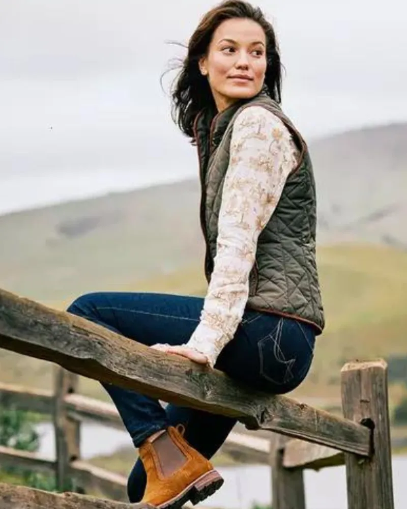 Ariat